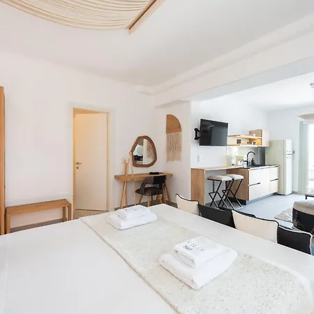 Apartmán Sersi Paros & *