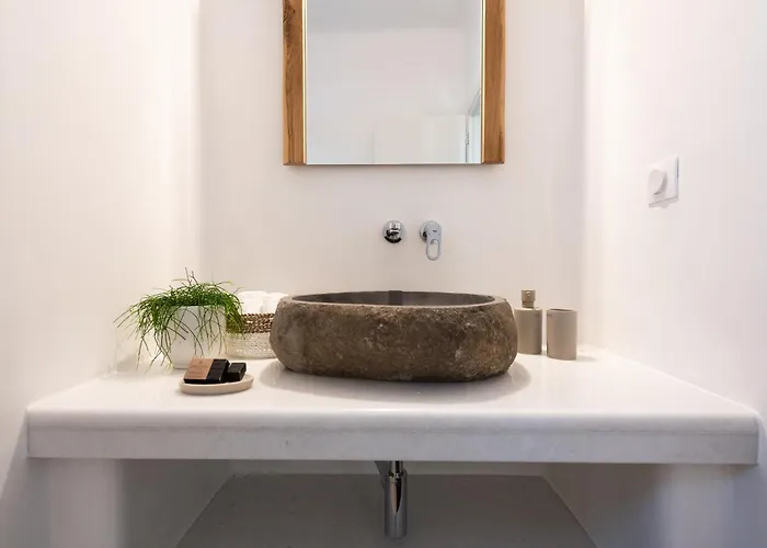 Sersi Paros & Apartmán Pounda