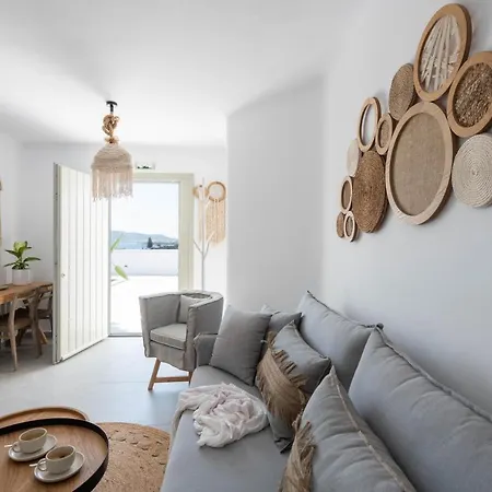 Sersi Paros & Suites-member Of My Hospitality * Pounda