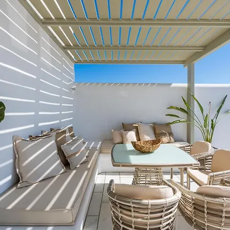 Apartamento Sersi Paros & Suites-member Of My Hospitality Pounda