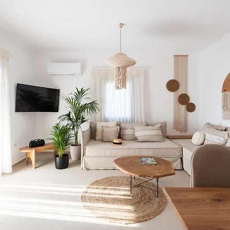 Sersi Paros & Suites-member Of My Hospitality * Pounda