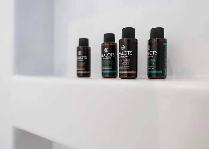 Sersi Paros & * Pounda