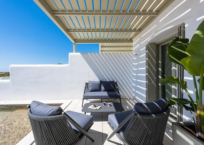 Sersi Paros & Lejlighed *